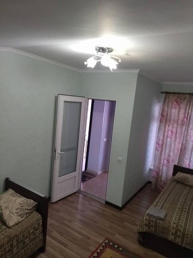 Hotel Gostinyi Dvor Bosteri Exterior photo